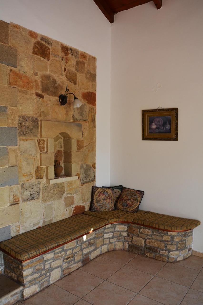 Villa Manos Kalamítsion Amigdhálion Bagian luar foto